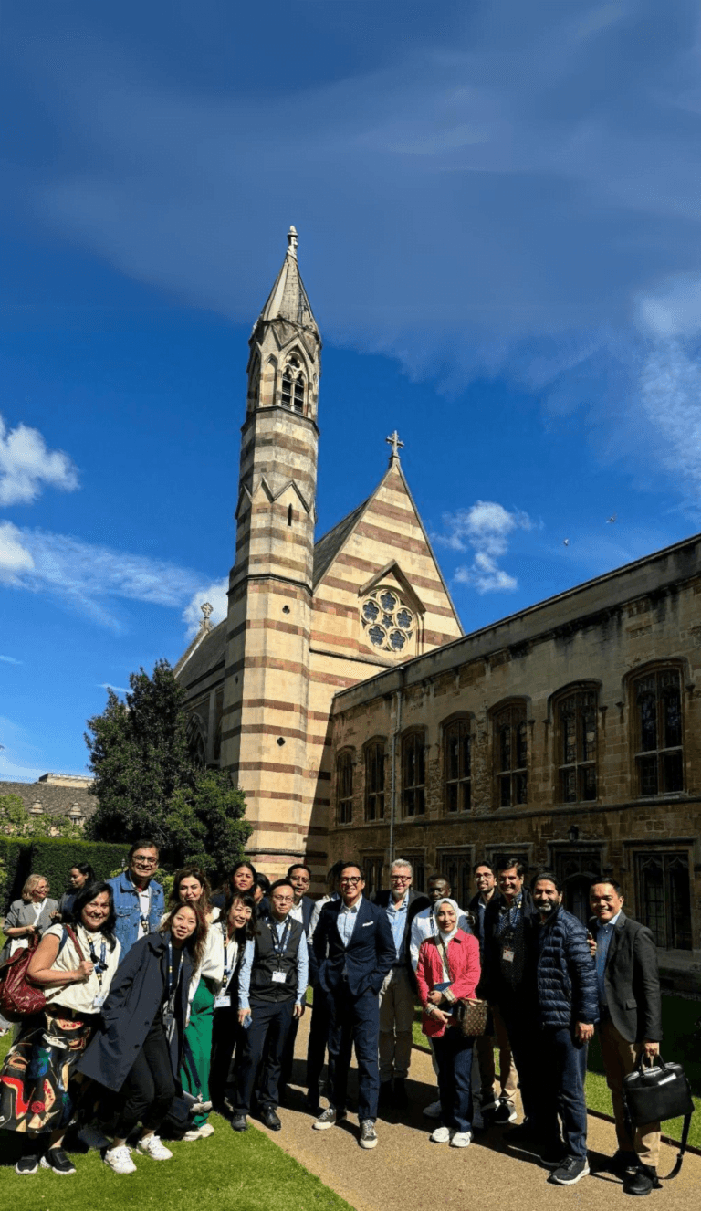 <p>Group Photo @Oxford</p>